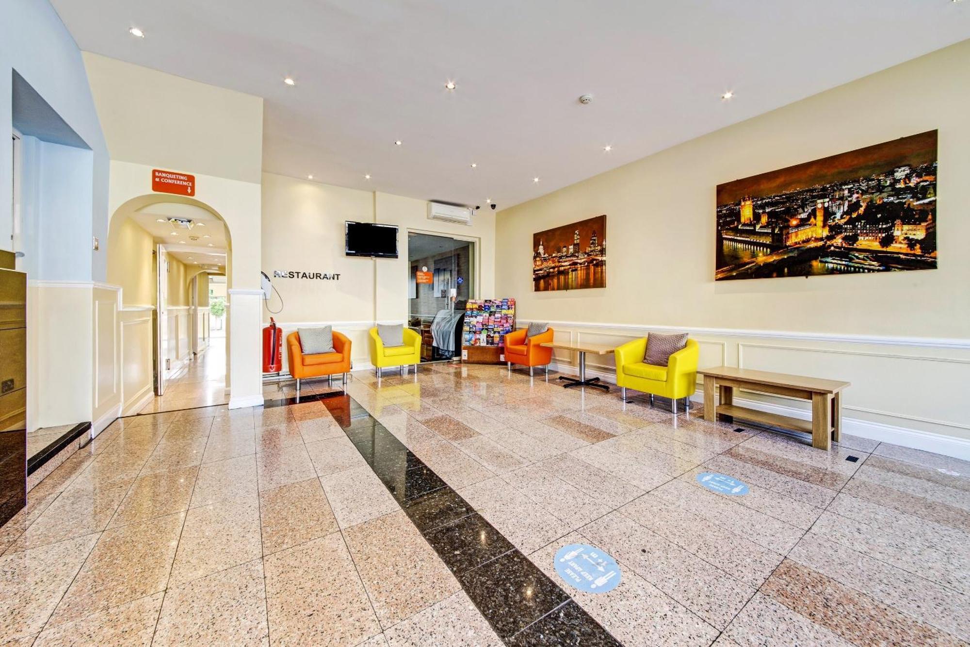Hotel Oyo Bostons Manor Hotel, Hanwell London 3*