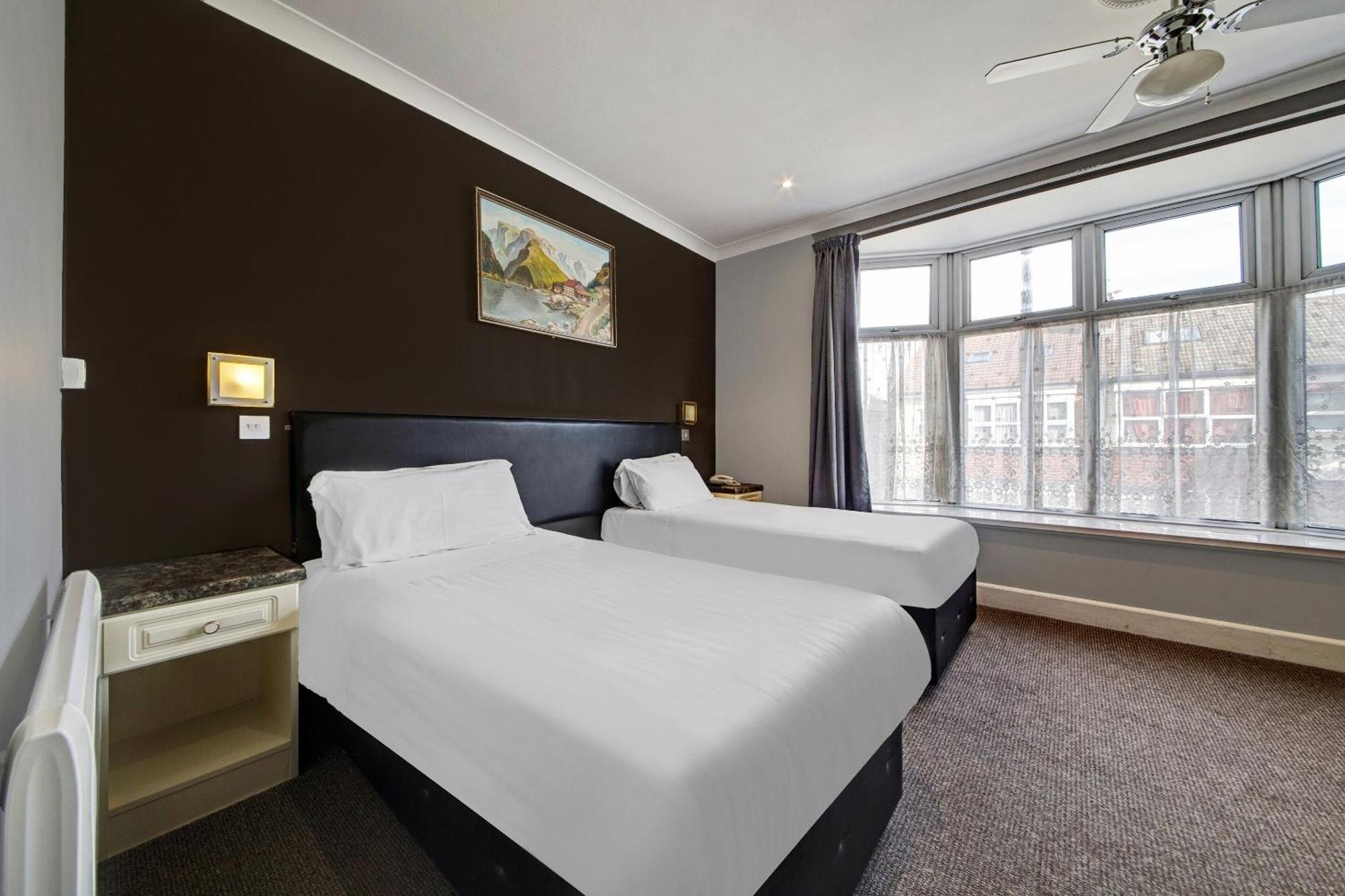 Hotel Oyo Bostons Manor Hotel, Hanwell London Greenford (Greater London)