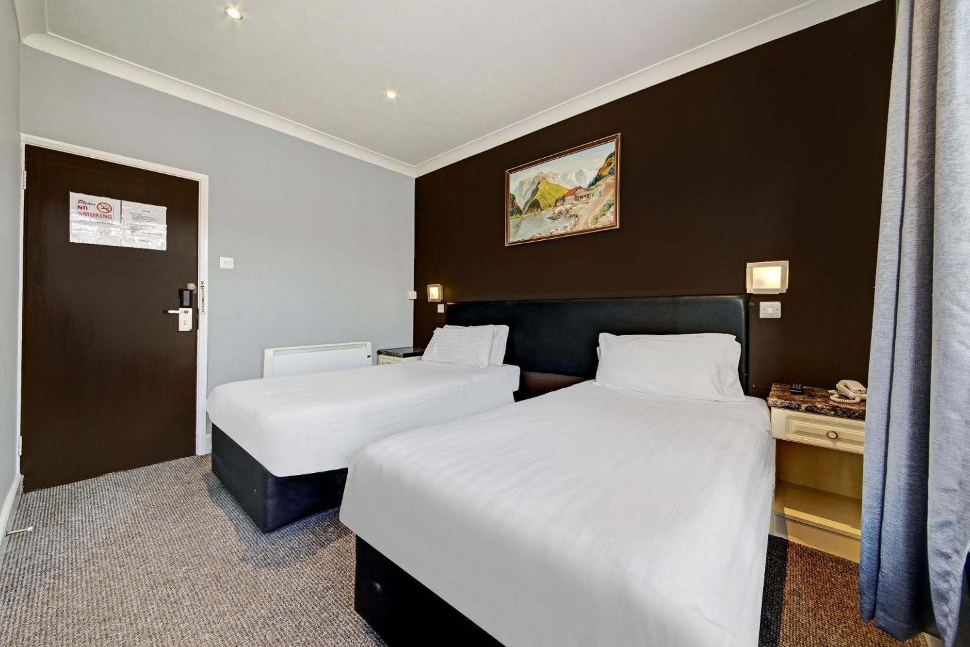 Oyo Bostons Manor Hotel, Hanwell London Greenford (Greater London)
