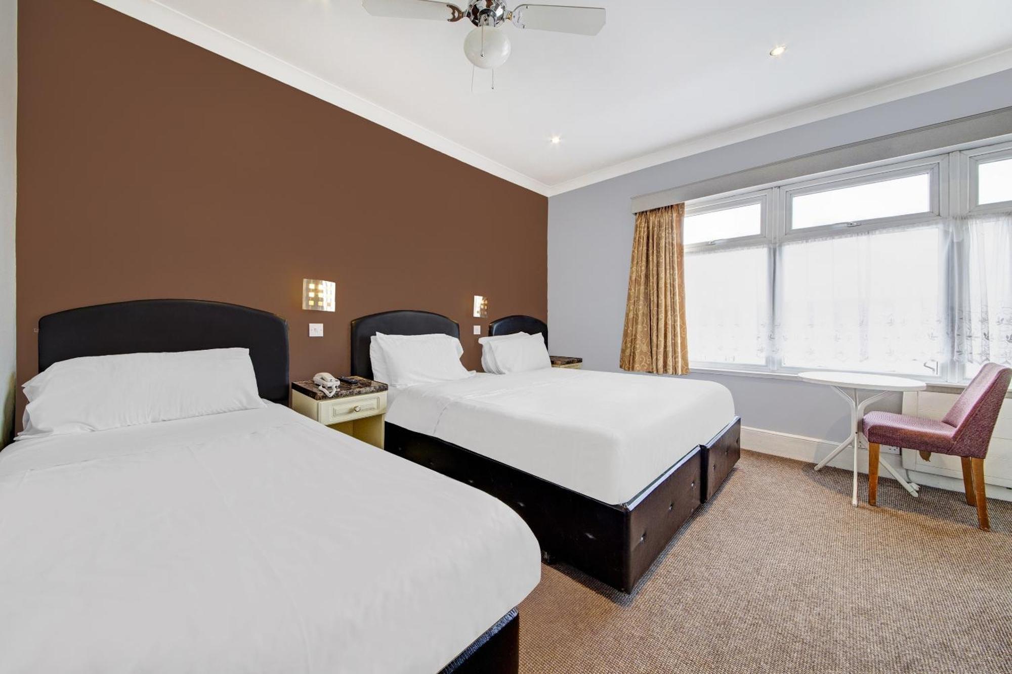 Oyo Bostons Manor Hotel, Hanwell London Hotel Greenford (Greater London)