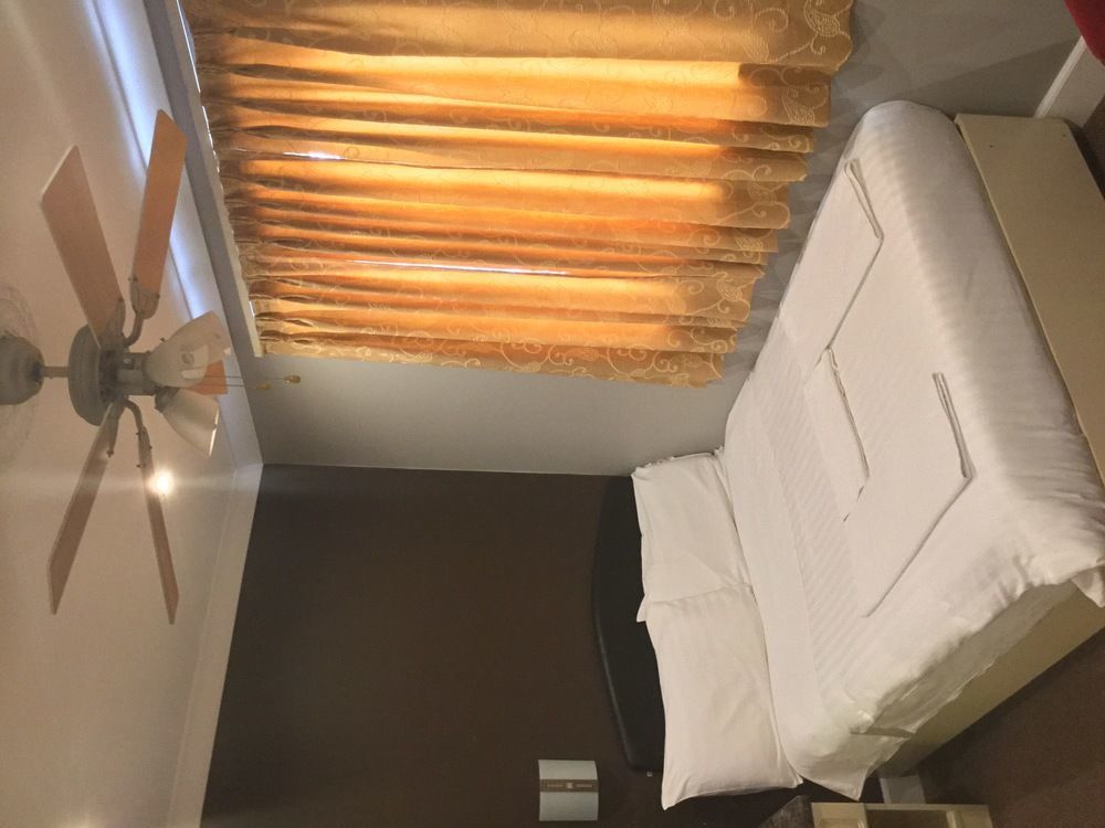Oyo Bostons Manor Hotel, Hanwell London 3*