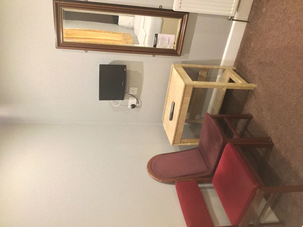 Oyo Bostons Manor Hotel, Hanwell London Hotel 3*